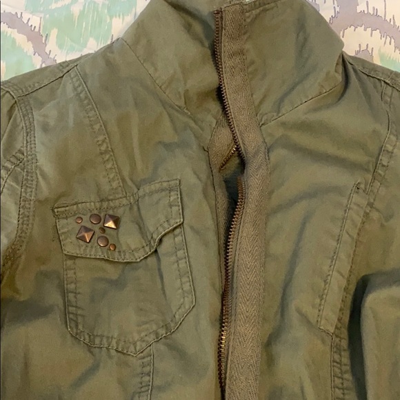 Olive Light Spring Jacket - Picture 3 of 7